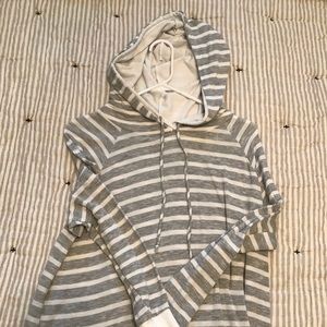 Light weight extra long hoodie used for Maternity